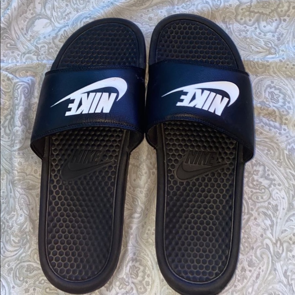 Nike slides